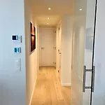 Deluxe La - Oosteroever Apartment *