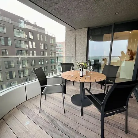 Deluxe La - Oosteroever