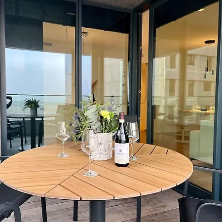 Deluxe La - Oosteroever Апартаменты