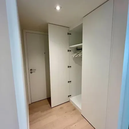 Deluxe La - Oosteroever Daire Oostende