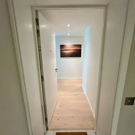 Deluxe La - Oosteroever Daire