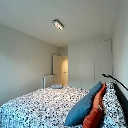 Deluxe La - Oosteroever Ostende